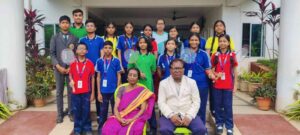 बैडमिंटन कोर्ट पर गांधी स्कूल के होनहारों का जलवा, 16 छात्र-छात्राएं जिला स्तर पर दिखाएंगे दम