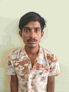 आरोपी पुत्र